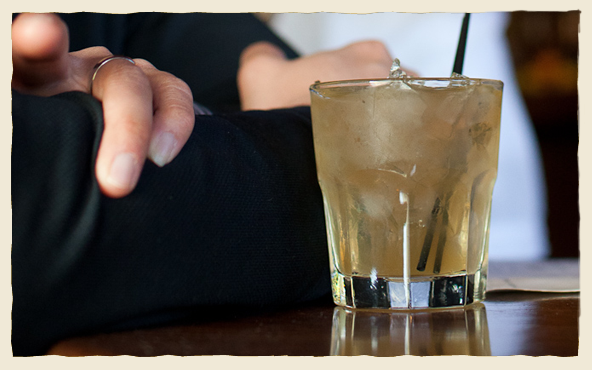 A NEIGHBORHOOD PUB WITH AFFORDABLE FOOD, GREAT BEERS AND QUALITY COCKTAILS